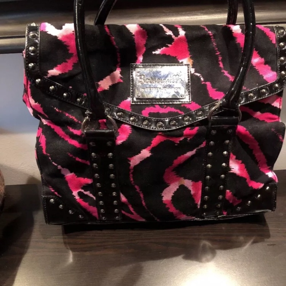Betsey Johnson shoulder bag. Pink and black